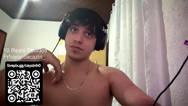 Snapshot of Cayozin_ chatting on 6, 11, 2025 Cayozin online show from 6, 11, 2025