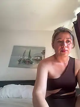 luna desiree online show from 20, 3, 2026