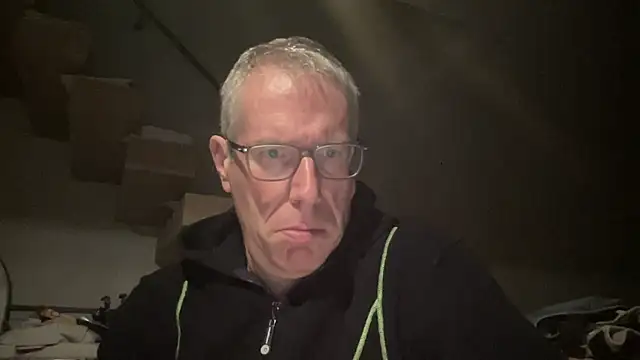 Snapshot of choupipat1 chatting on 6, 10, 2025 choupipat1 online show from 6, 10, 2025