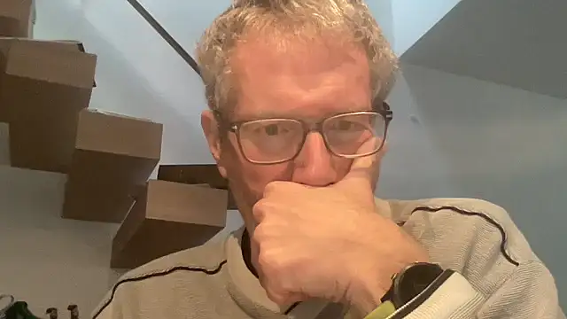 choupipat1 online show from 8, 2, 2026