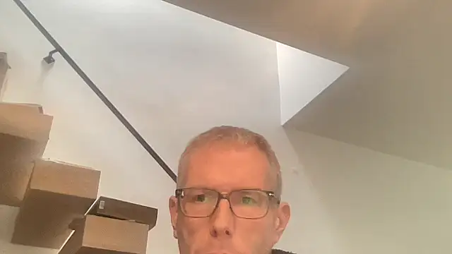 choupipat1 online show from 16, 3, 2026