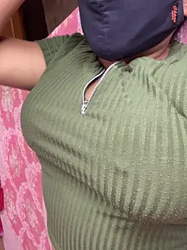 Snapshot of Priyajaanbaby chatting on 12, 7, 2026 Priyajaanbaby online show from 12, 7, 2026