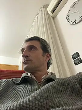 sasatimido online show from 5, 4, 2026