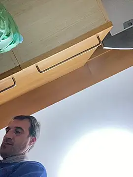 sasatimido online show from 23, 4, 2026