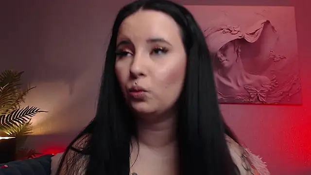 MikaSnake online show from 21, 9, 2025