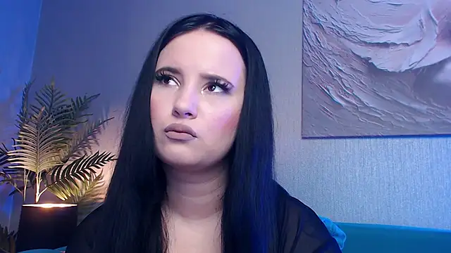 MikaSnake online show from 29, 9, 2025