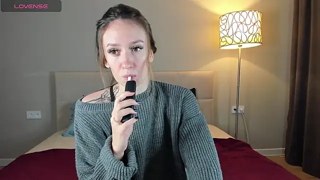 cutienaughtygirl online show from 4, 10, 2025