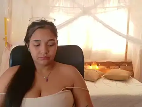 loreaniss online show from 12, 3, 2026