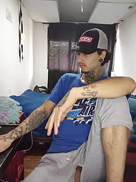 Snapshot of Tattoboy19cm chatting on 6, 6, 2026 Tattoboy19cm online show from 6, 6, 2026