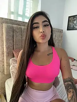 EmiilyEvans  online show from 28, 7, 2026