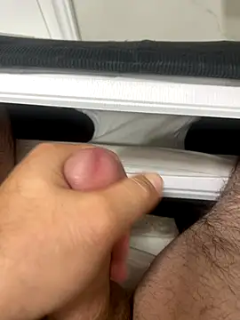 Snapshot of Heros2000 chatting on 1, 10, 2025 Heros2000 online show from 1, 10, 2025