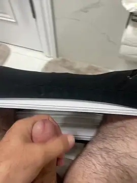 Snapshot of Heros2000 chatting on 2, 10, 2025 Heros2000 online show from 2, 10, 2025