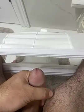 Snapshot of Heros2000 chatting on 20, 12, 2025 Heros2000 online show from 20, 12, 2025