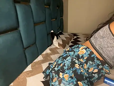 Snapshot of Apurva_Sharma chatting on 22, 10, 2025 Apurva Sharma online show from 22, 10, 2025