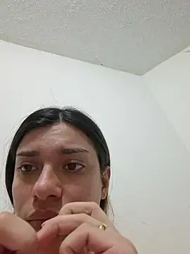 AmaiaSalvatore online show from 29, 4, 2026