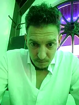 Snapshot of ARTANIS20 chatting on 19, 9, 2025 ARTANIS20 online show from 19, 9, 2025