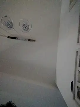 Snapshot of ARTANIS20 chatting on 5, 10, 2025 ARTANIS20 online show from 5, 10, 2025