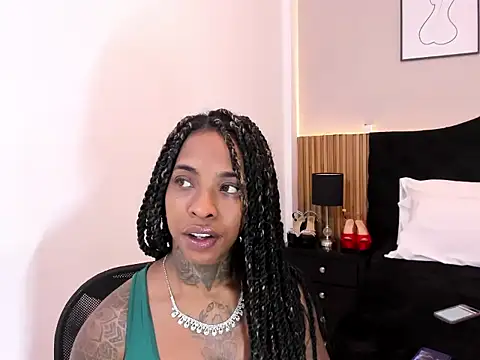 Pauline Fox online show from 24, 4, 2026