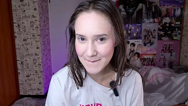 LucyRose3 online show from 19, 12, 2025