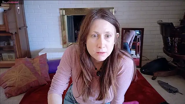 Snapshot of MommyGoddessL chatting on 13, 1, 2026 MommyGoddessL online show from 13, 1, 2026