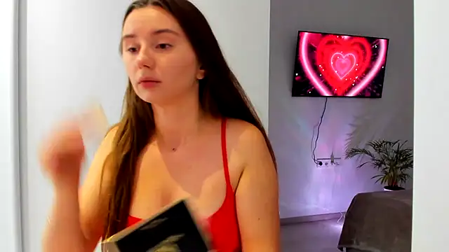 BeatriceAddams online show from 11, 9, 2025