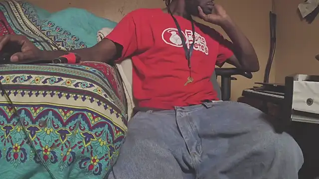 EYEzIAM online show from 19, 11, 2025