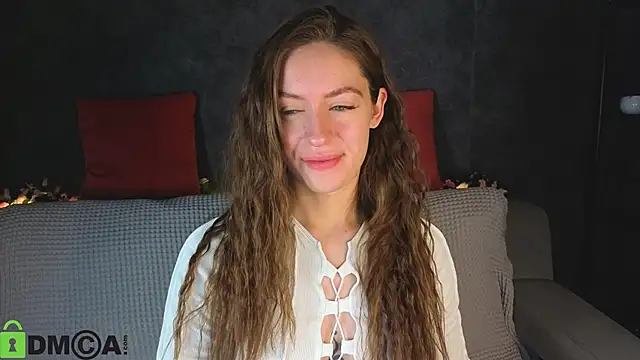 Snapshot of Agnes_Wells chatting on 6, 5, 2026 Agnes Wells online show from 6, 5, 2026