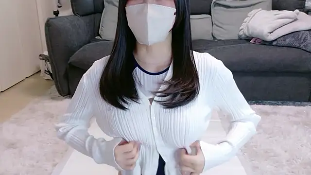 moemilk online show from 26, 4, 2026