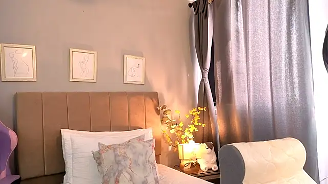 Penelophe01 online show from 10, 2, 2026