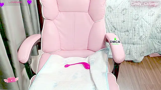 Cindy Cutiegirl online show from 21, 4, 2026