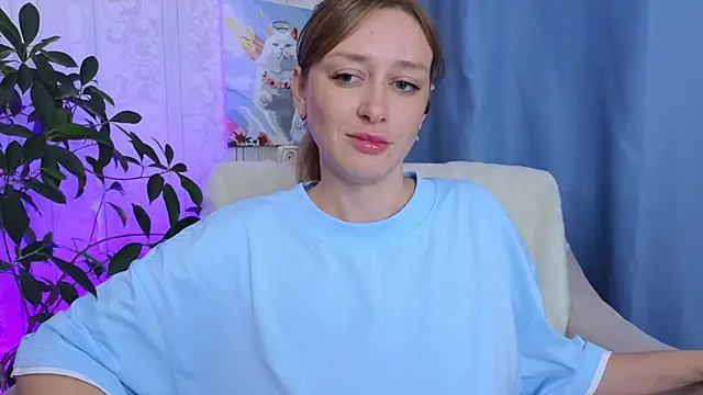 Snapshot of evashiny_ chatting on 24, 6, 2026 evashiny online show from 24, 6, 2026