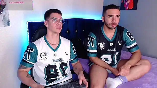 adamhairy online show from 25, 4, 2026