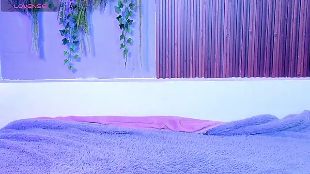 Dakotaferreti online show from 7, 10, 2025