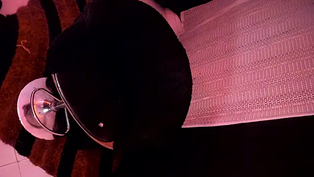 sourcherryes online show from 17, 7, 2026