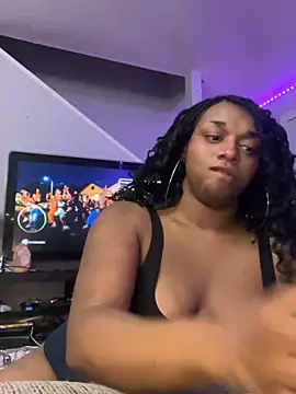 Snapshot of XKimmyGreen chatting on 24, 4, 2026 XKimmyGreen online show from 24, 4, 2026