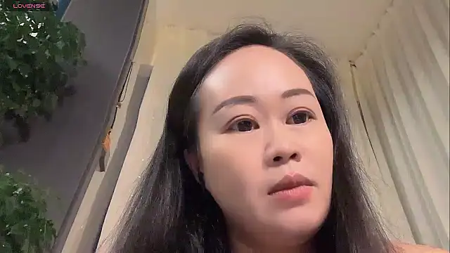 Snapshot of B-Yaya chatting on 8, 5, 2026 B-Yaya online show from 8, 5, 2026