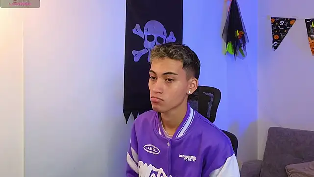 yulian vasquez online show from 21, 10, 2025