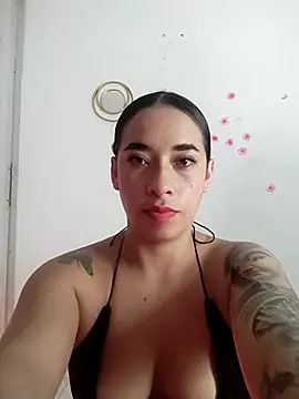 Valenn fernandez online show from 24, 6, 2026