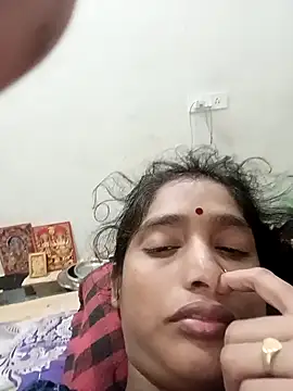 Guriya0076 online show from 18, 11, 2025