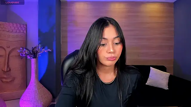 AmbarJames  online show from 24, 11, 2025