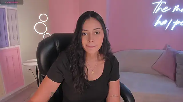 AmbarJames  online show from 10, 6, 2026