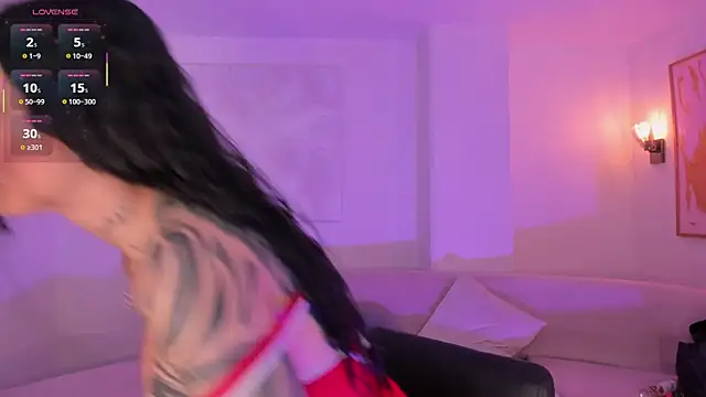 MilaLawrence online show from 21, 4, 2026