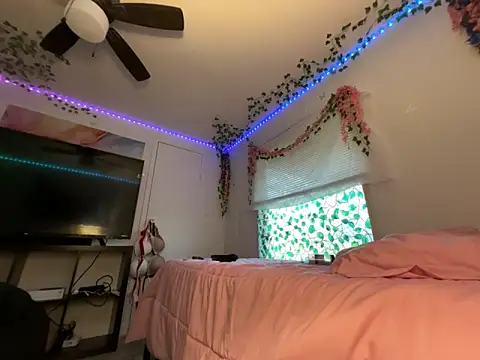 moan4mona online show from 24, 4, 2026