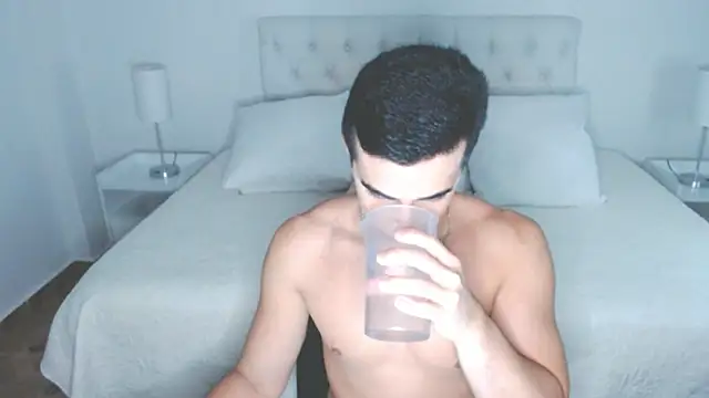 mr hunterx online show from 25, 3, 2026