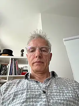 Snapshot of SexyLeon8 chatting on 10, 5, 2026 SexyLeon8 online show from 10, 5, 2026