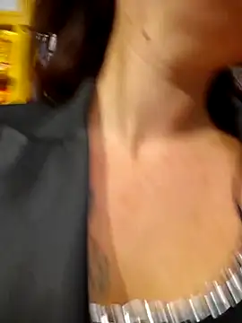 Snapshot of littleladyshelly chatting on 17, 9, 2025 littleladyshelly online show from 17, 9, 2025