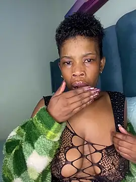 Snapshot of Caramel_Mellow chatting on 21, 12, 2025 Caramel Mellow online show from 21, 12, 2025