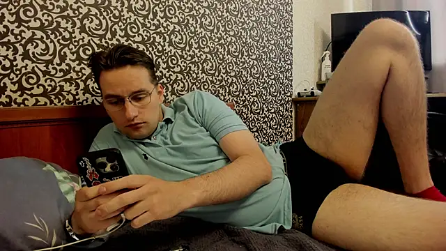 romiosabrino online show from 8, 5, 2026