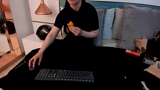 Ashkoreh online show from 22, 4, 2026