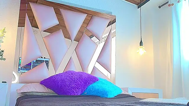 Snapshot of Victoria_Thompson1 chatting on 16, 9, 2025 Victoria Thompson1 online show from 16, 9, 2025